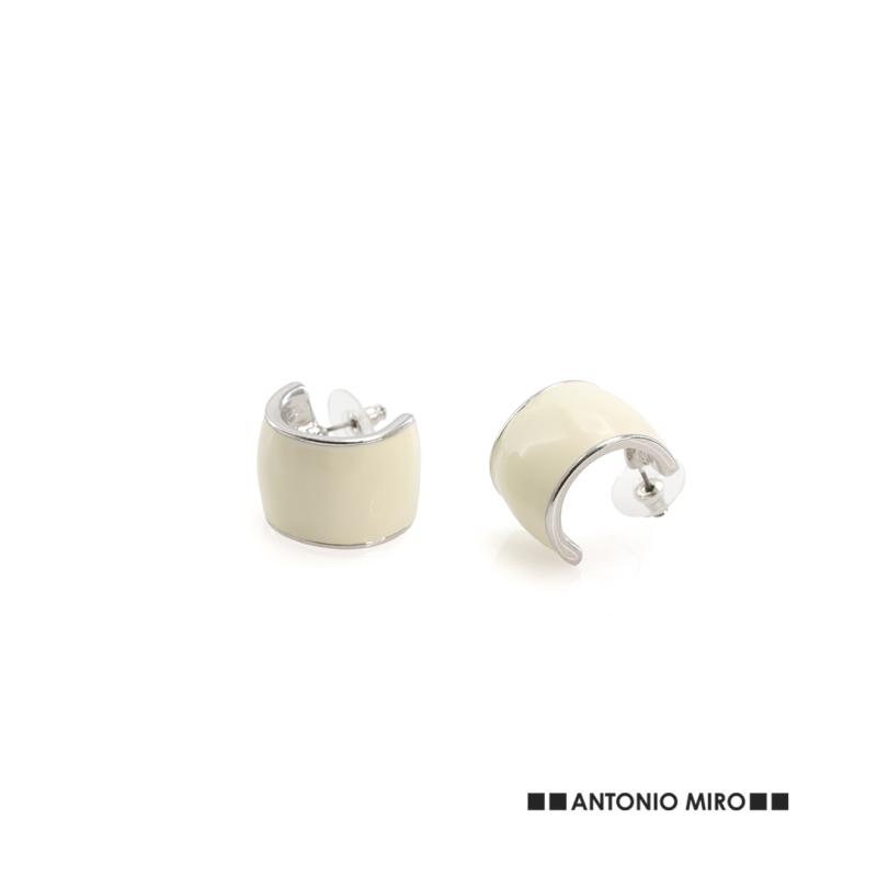 Pendientes Moss